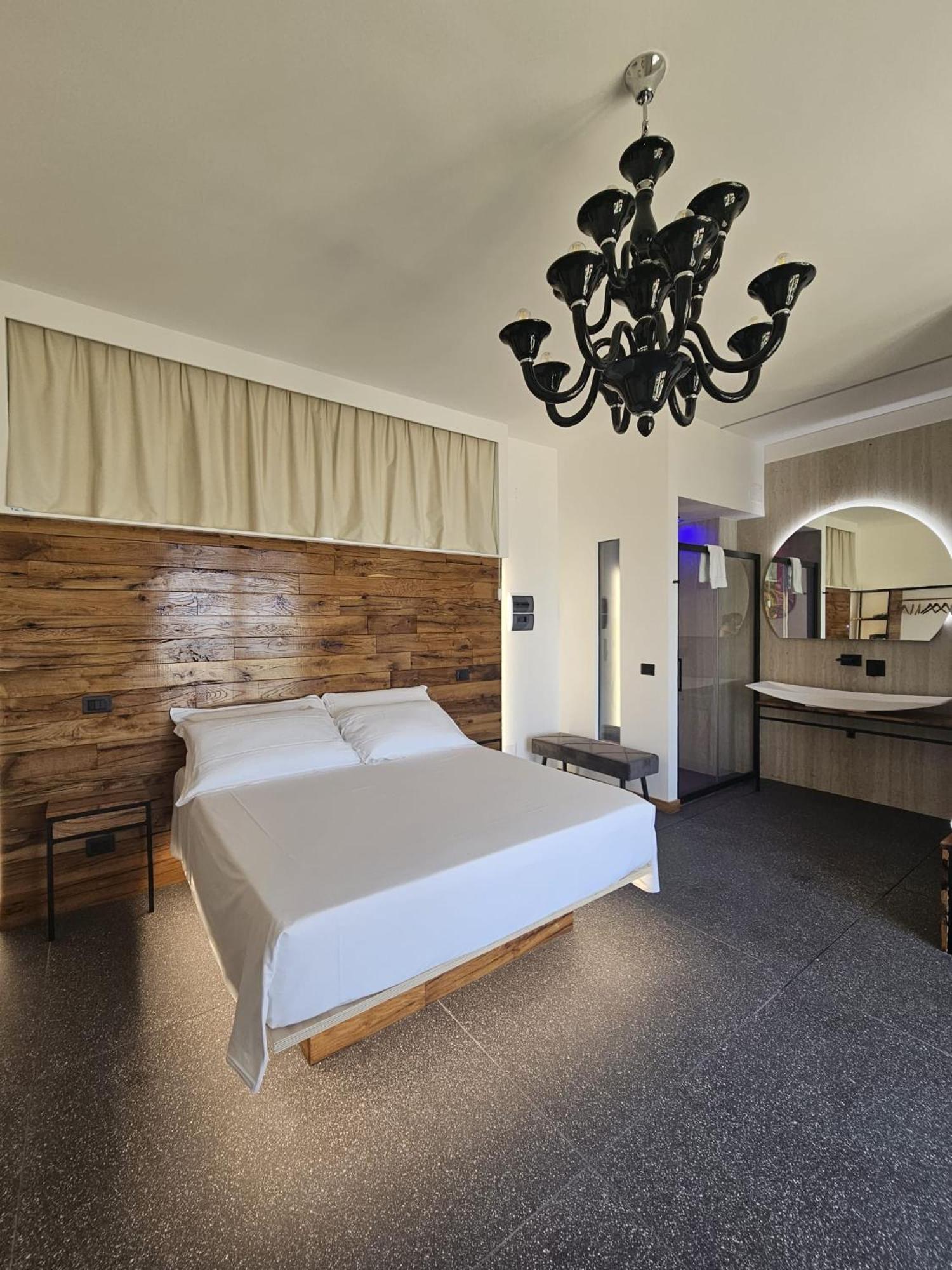 Dada Suites And Sea San Salvo Eksteriør billede