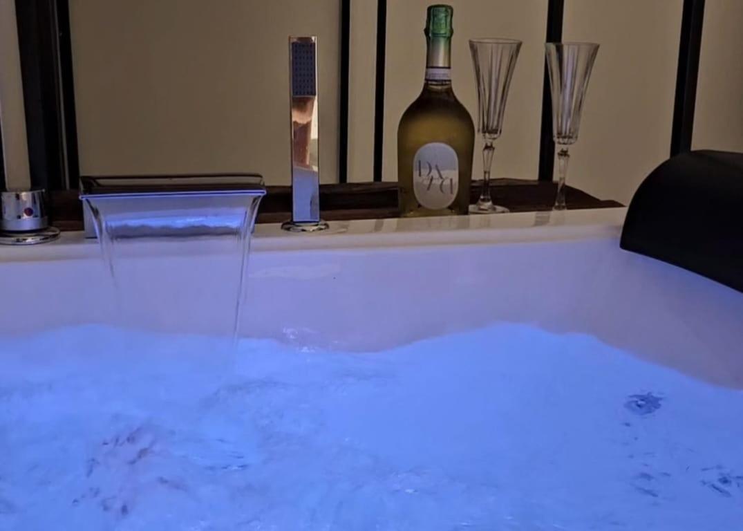 Dada Suites And Sea San Salvo Eksteriør billede