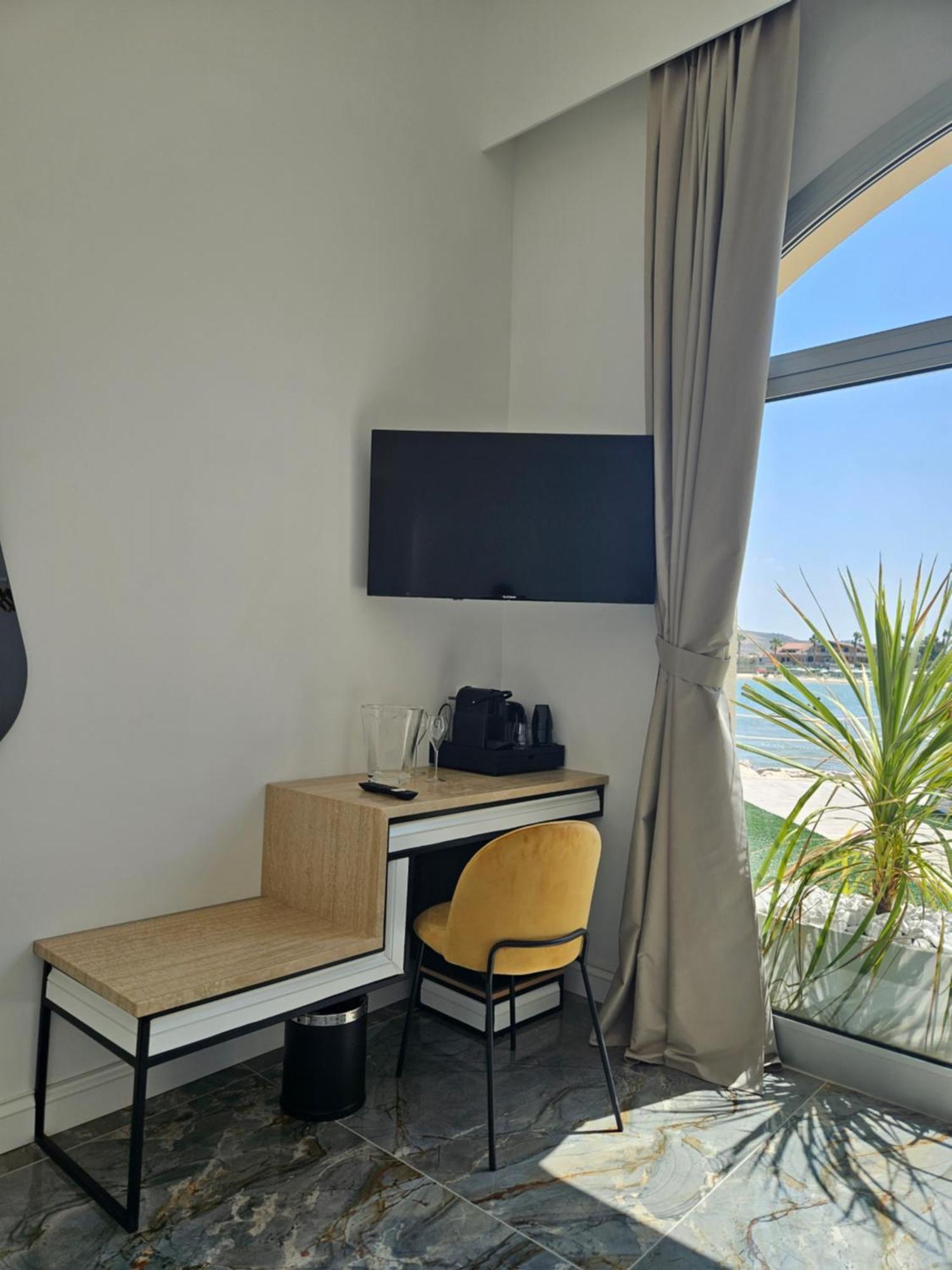 Dada Suites And Sea San Salvo Eksteriør billede