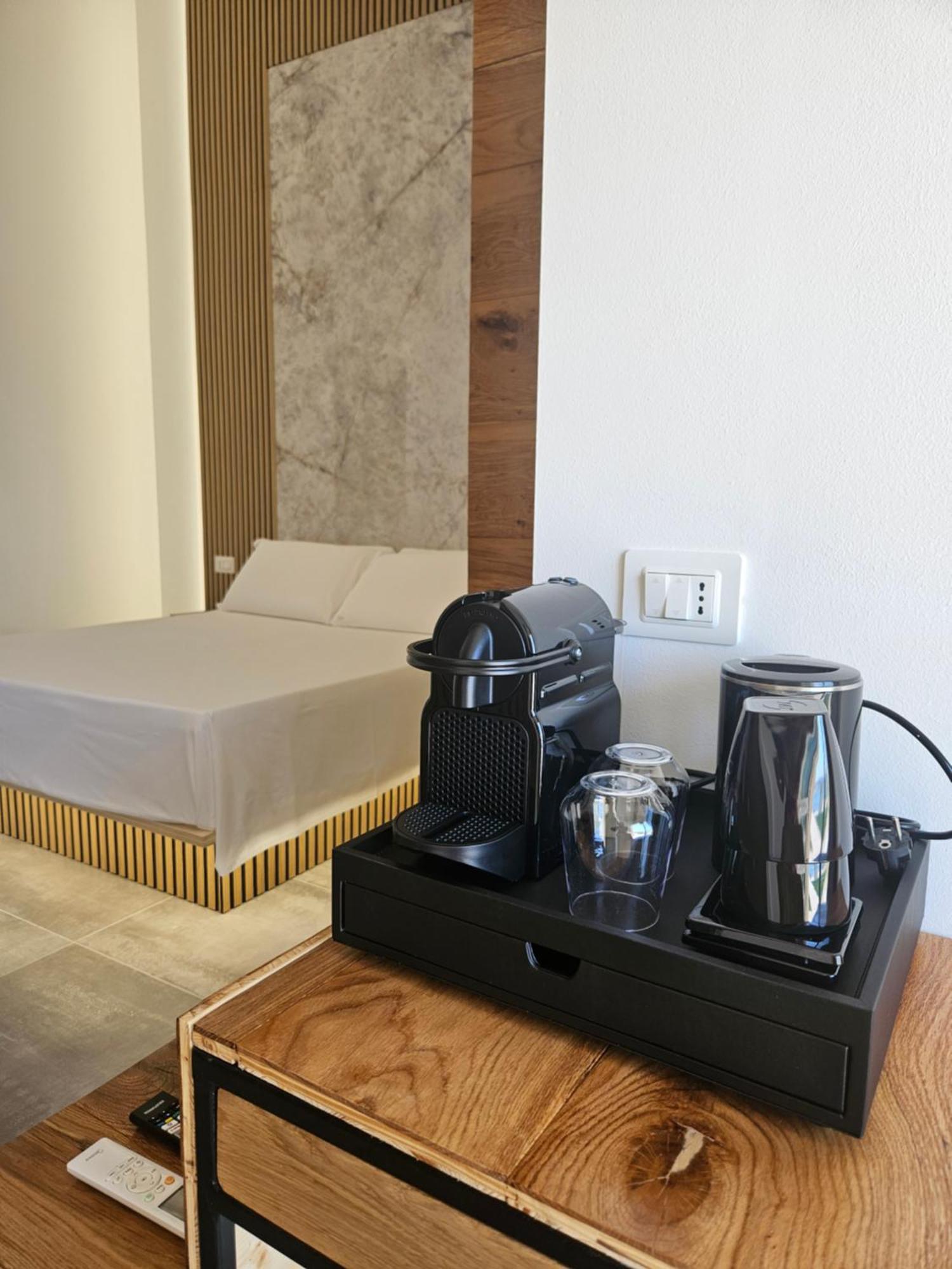 Dada Suites And Sea San Salvo Eksteriør billede