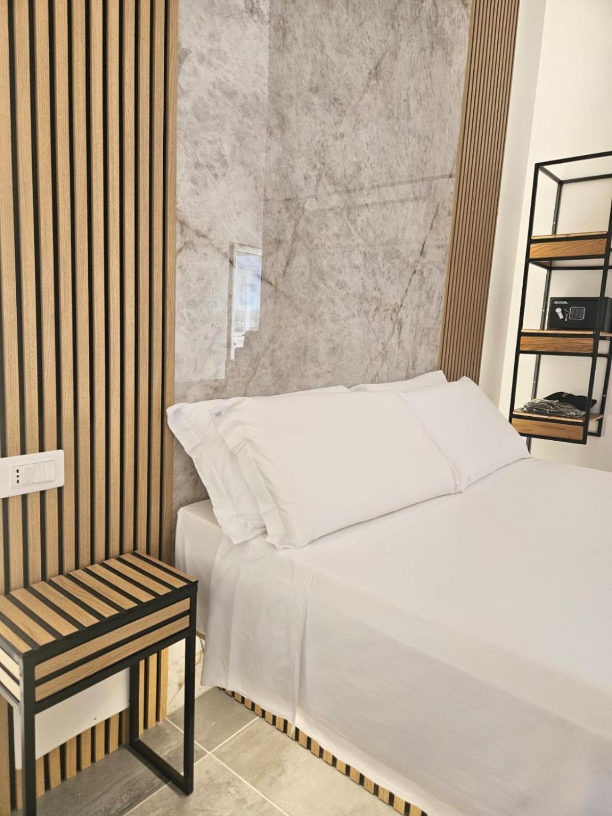 Dada Suites And Sea San Salvo Eksteriør billede